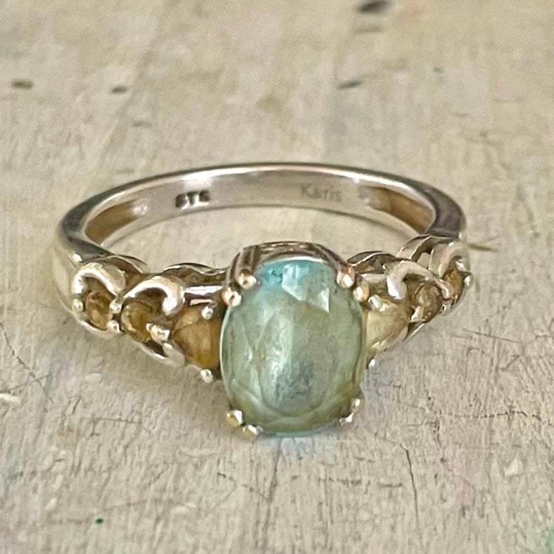 Vintage sterling aquamarine & pink chalcedony heart scroll ring