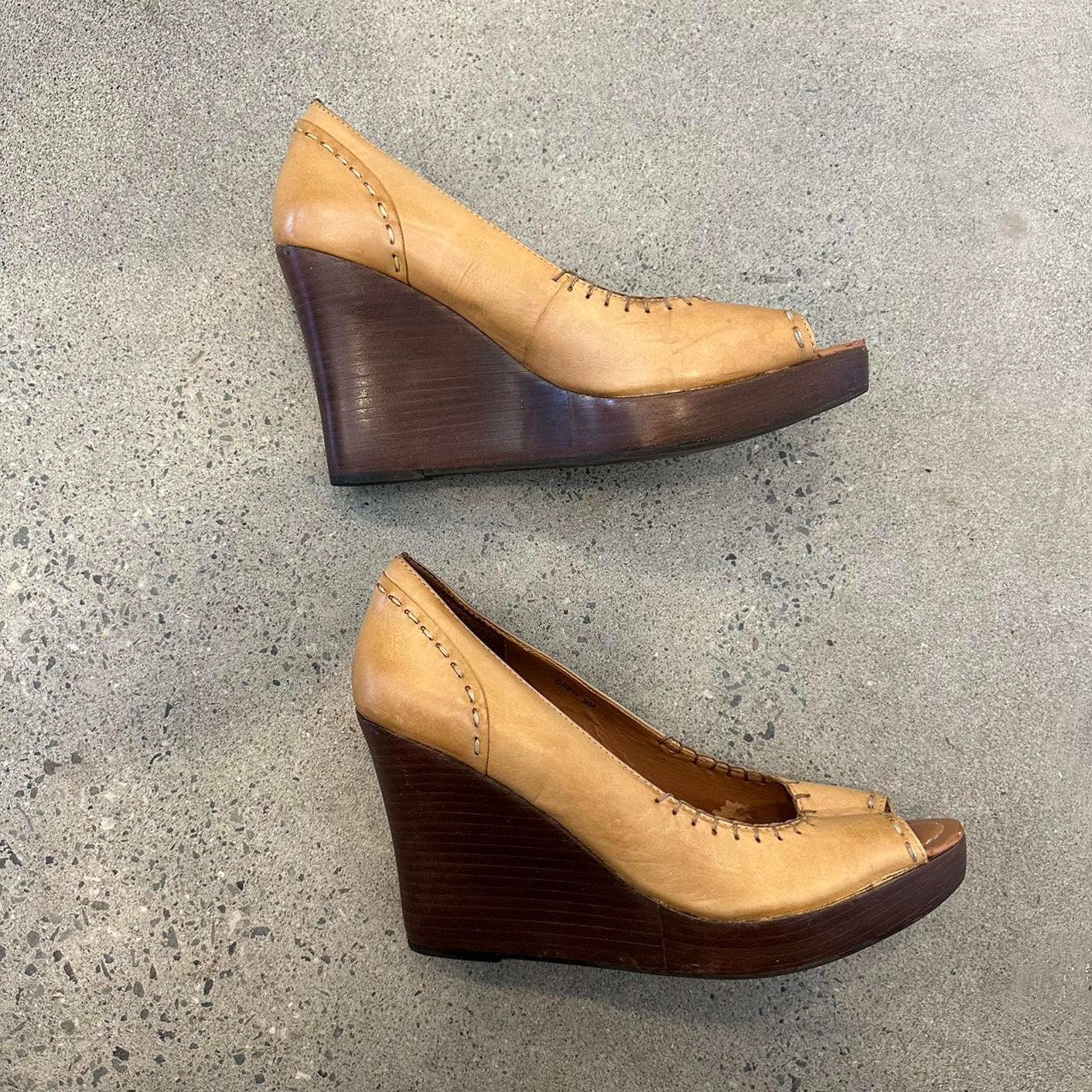 Nicole Women's 9 Platform Wedge Tan Brown Leather Heels Brazil Vintage Y2K