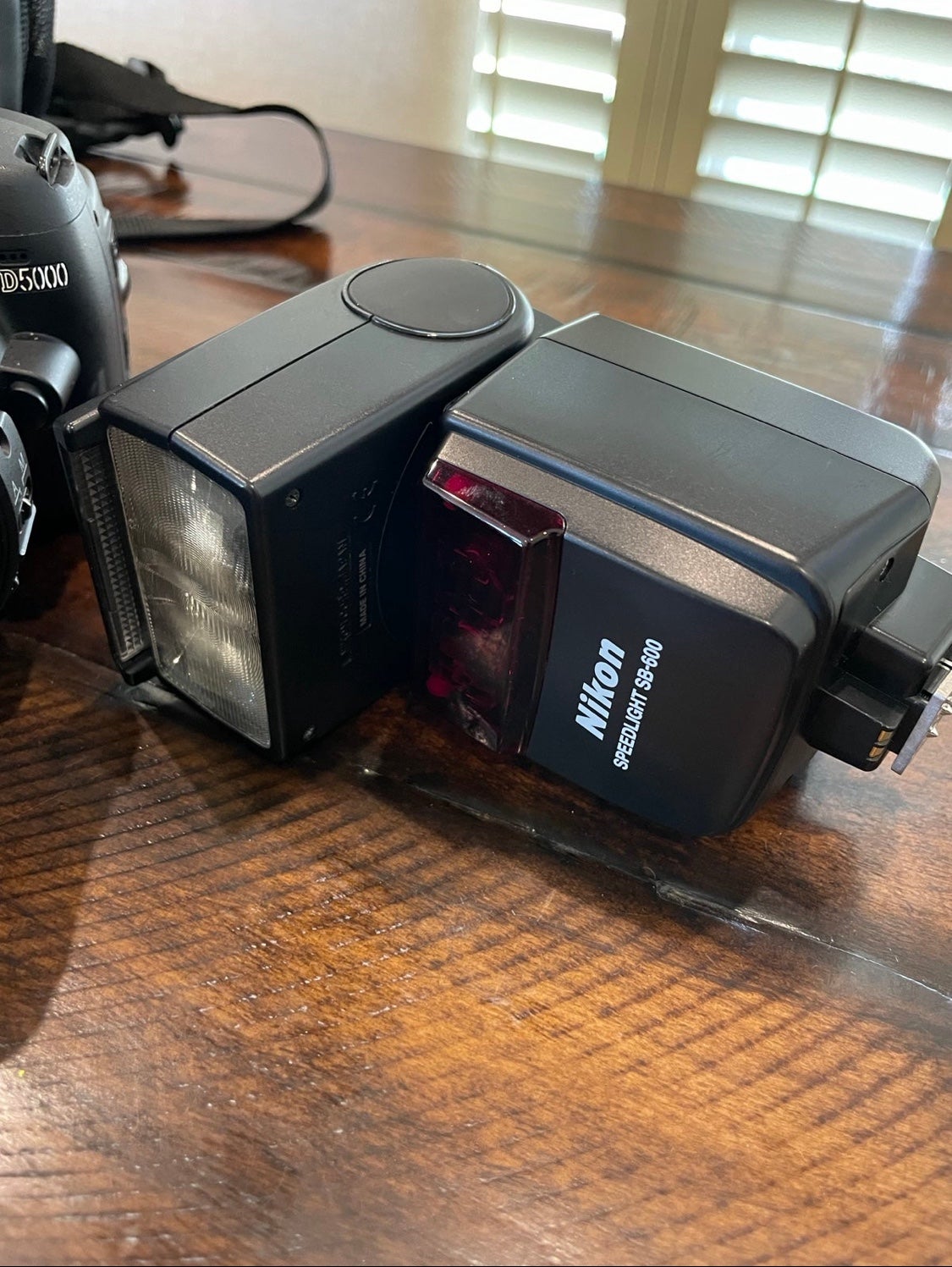 Nikon D5000 Camera