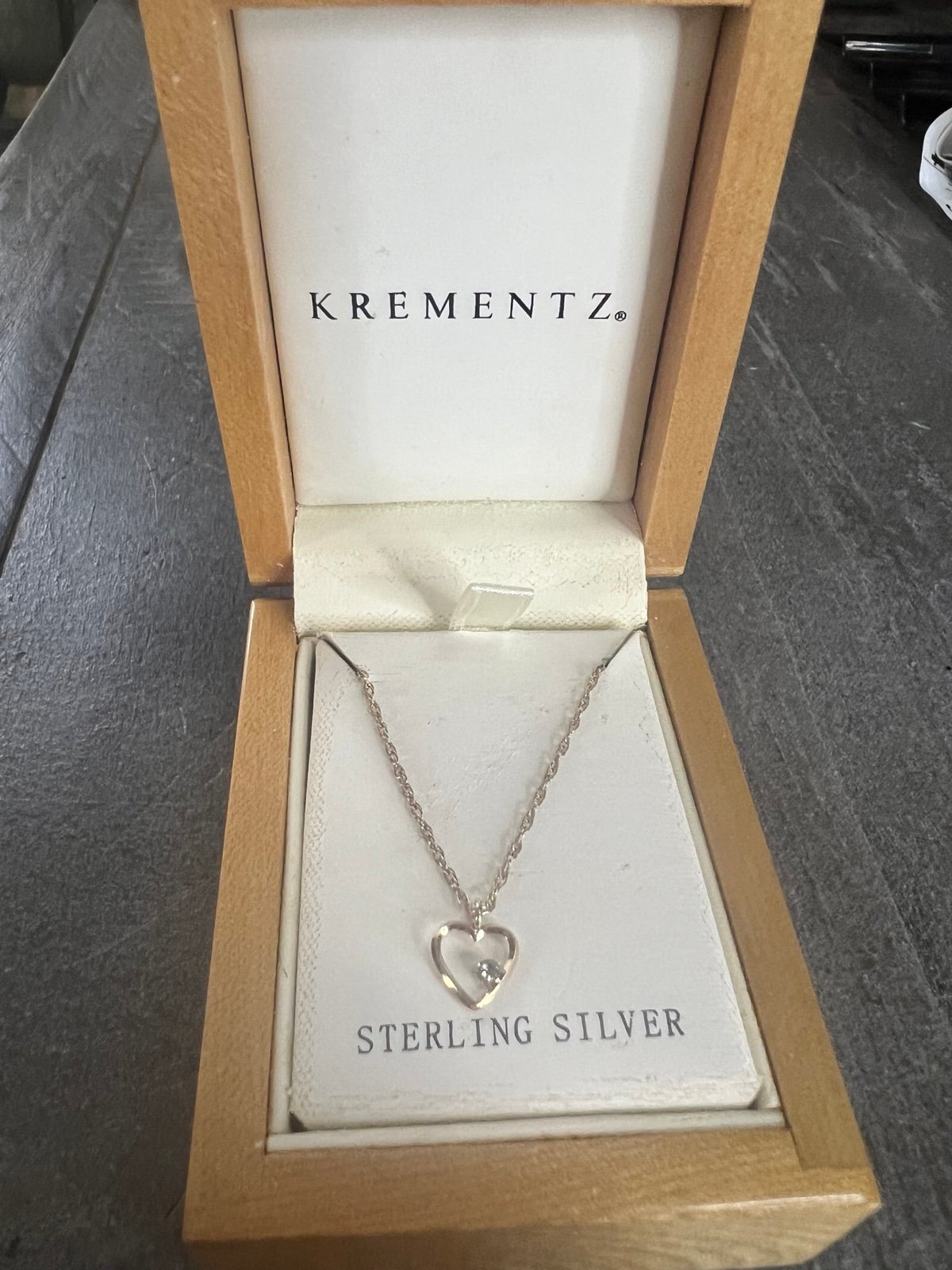 Krementz Sterling heart shaped pendant necklace with Cz Stone in The Center 16”