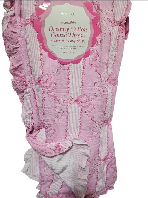 Envogue Delphine Reversible Coquette pink bow throw viral