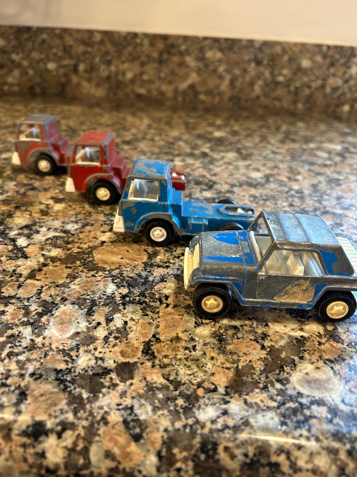 Vintage 1970’s Tootsie Cars Jeepster Car Haulers Chicago USA Lot of 4
