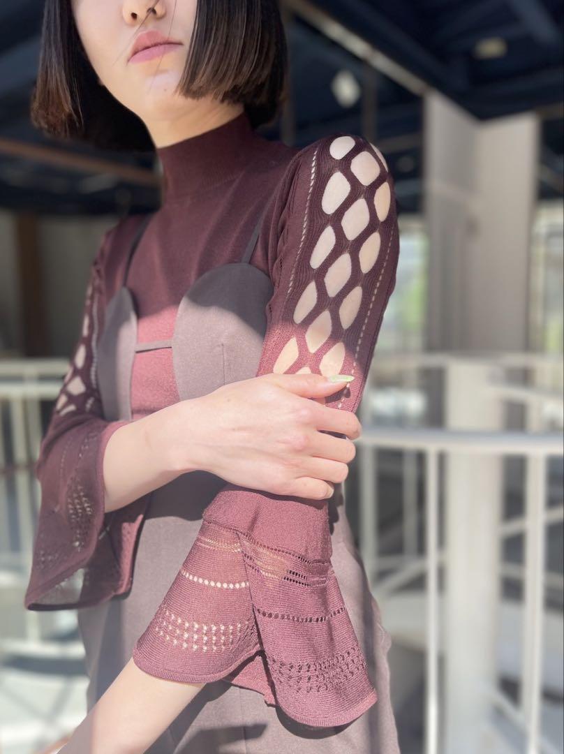 Mix and Match#29 FETICO｜Flared Sleeve Knit Top｜スニーカー