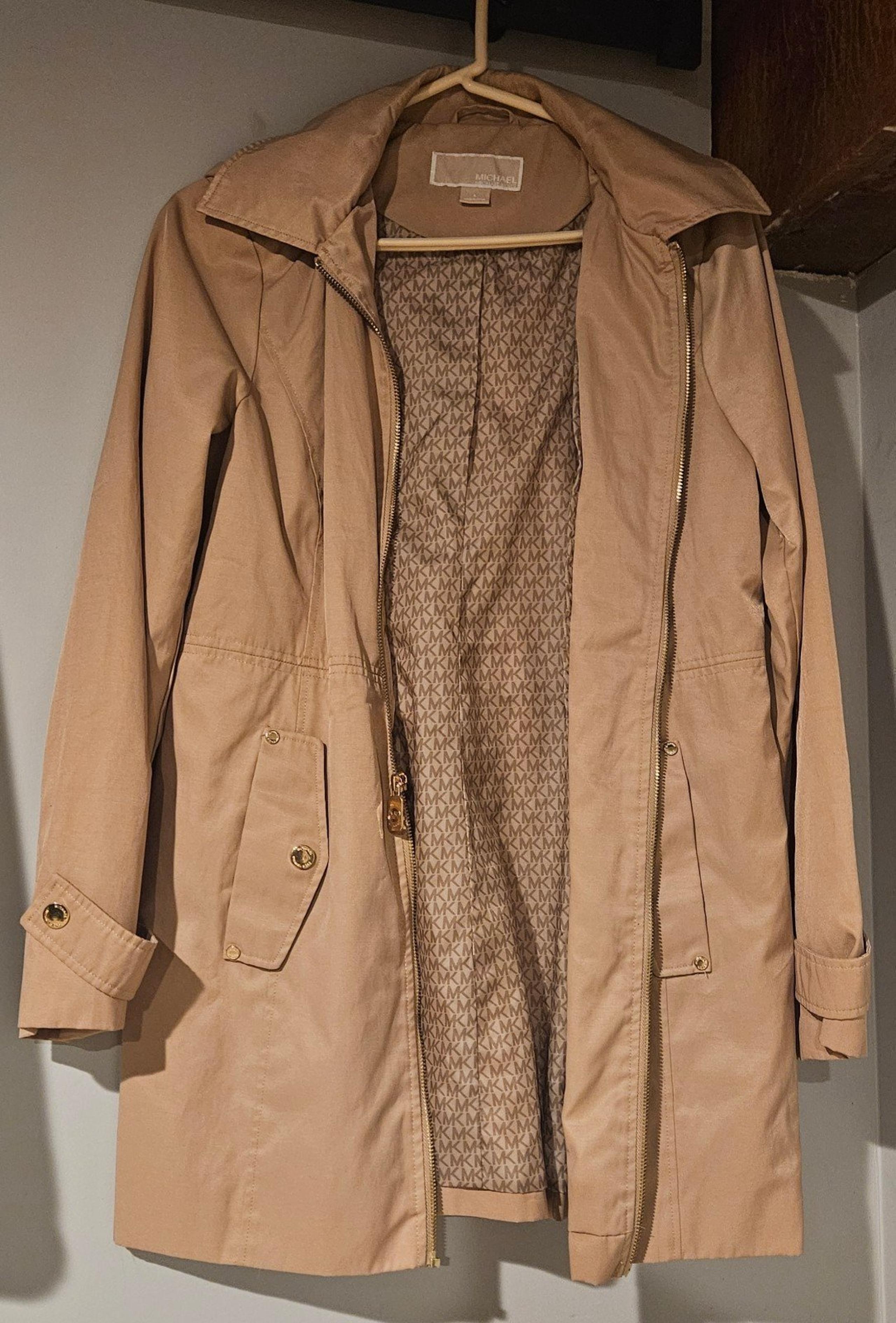 womens rain coat style jacket in a tan color size small - Michael Kors