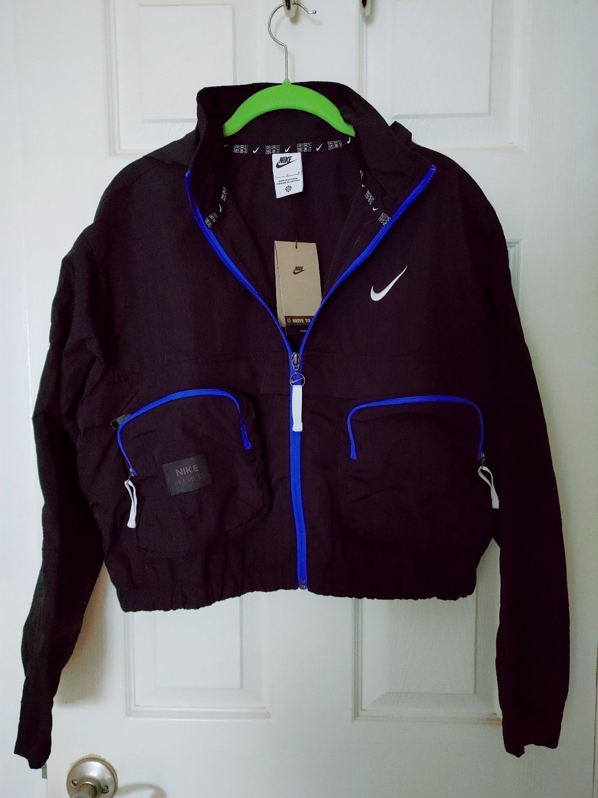 Nike windbreaker jacket L