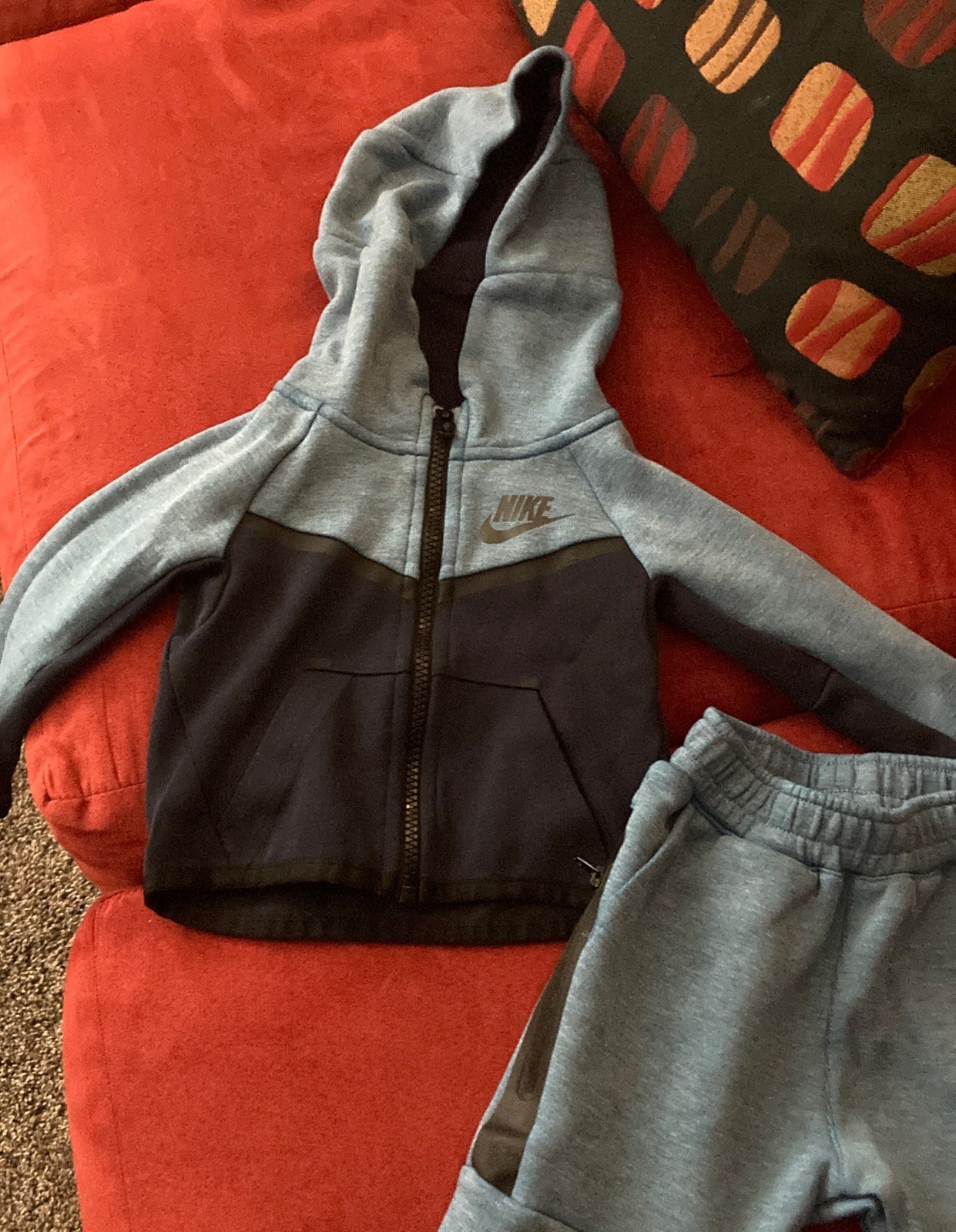 Nike track suit