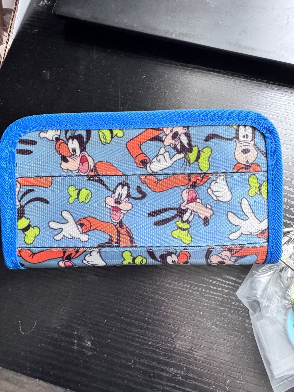 Harvey’s Seatbelt x Disney Classic Wallet GOOFY