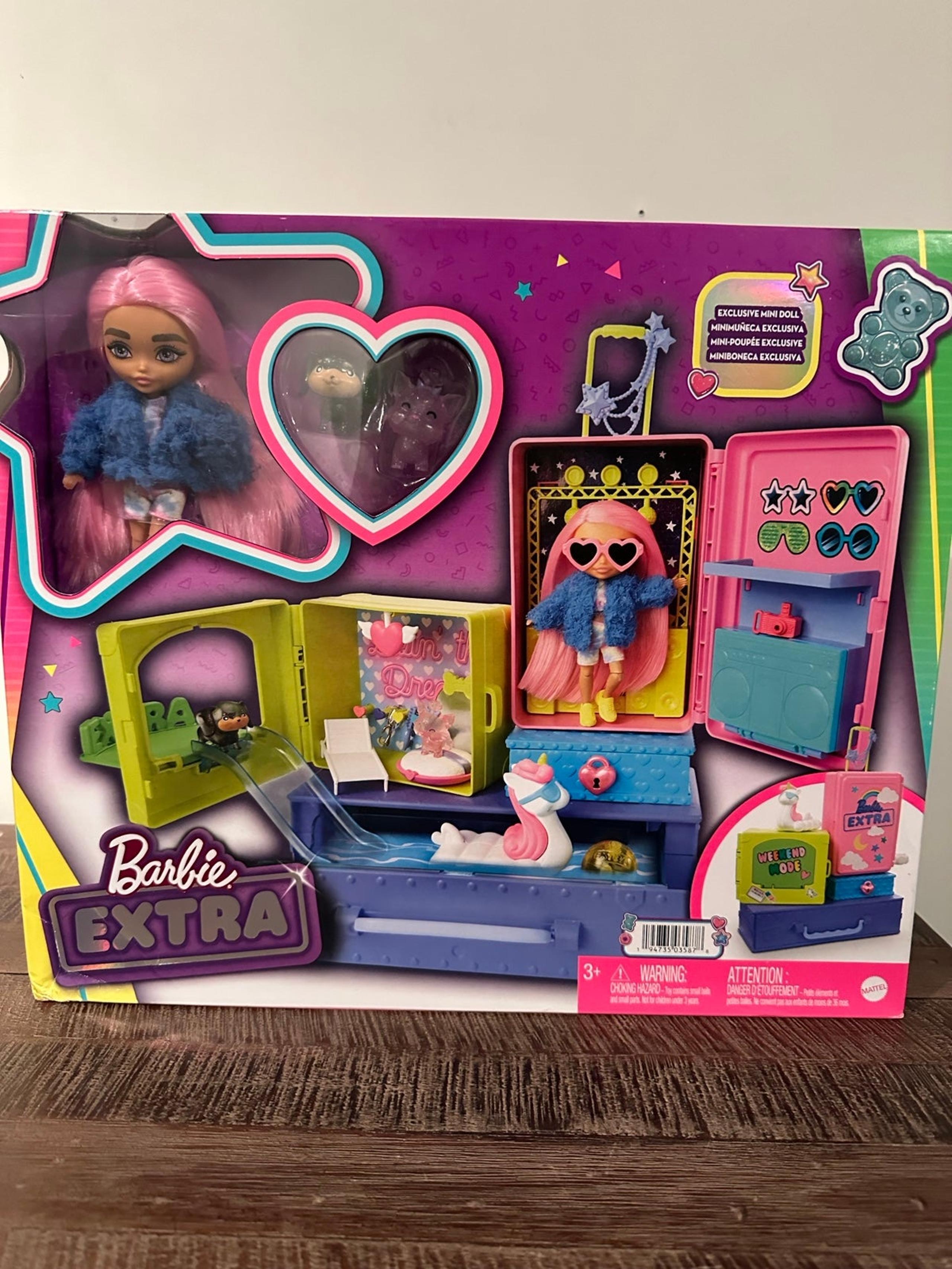 Extra Minis Pet Dollhouse, Travel Party Playset with Doll, Puppies & Acce - Barbie
