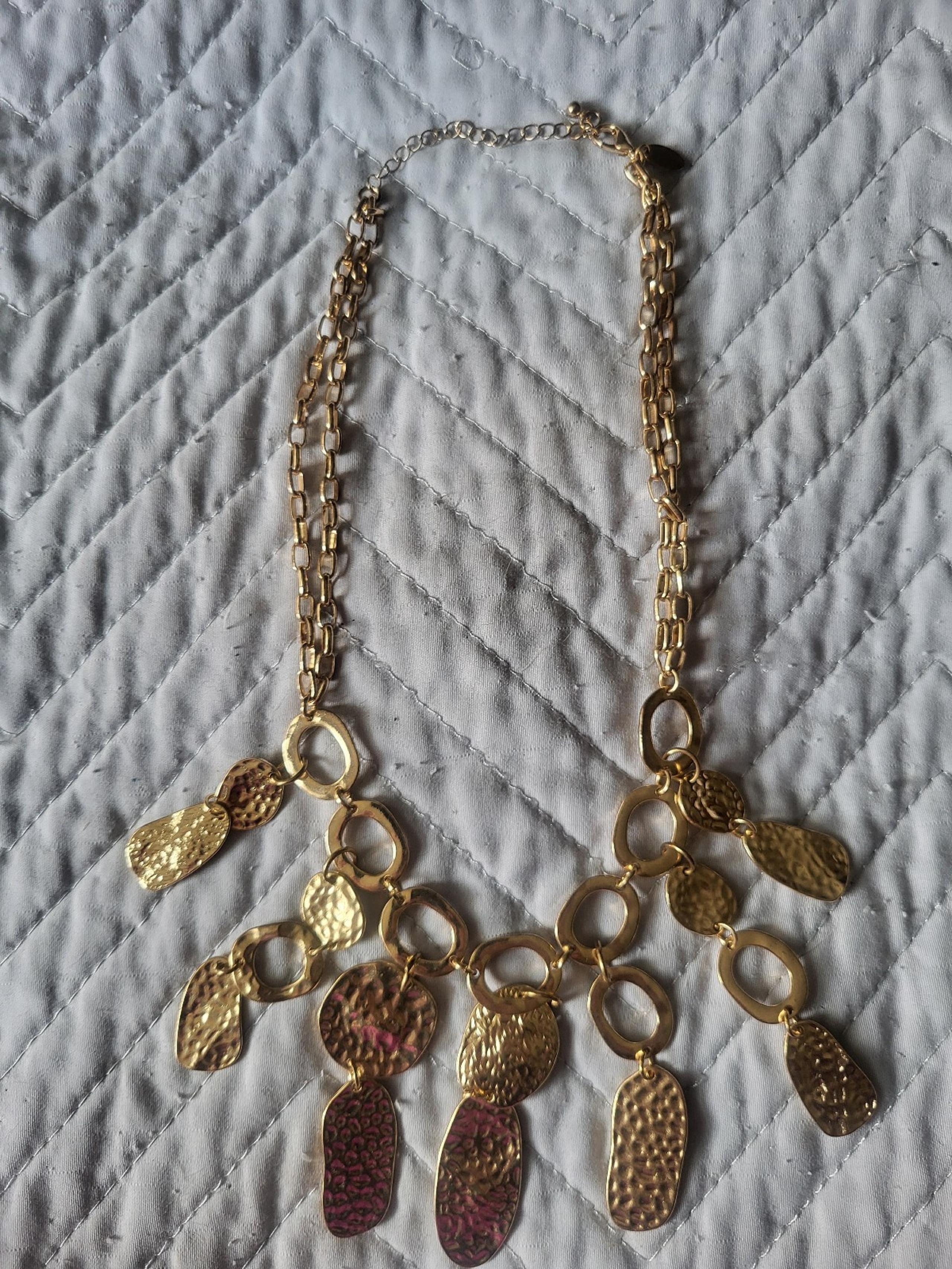 Necklace - Charming Charlie