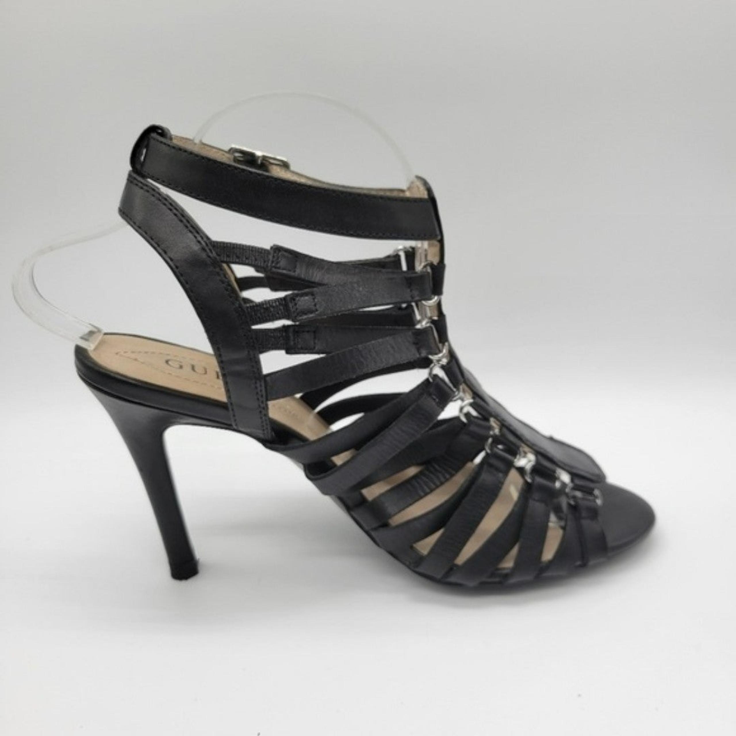 GUESS  WGKENNIE-T SANDALS SZ 9.5M