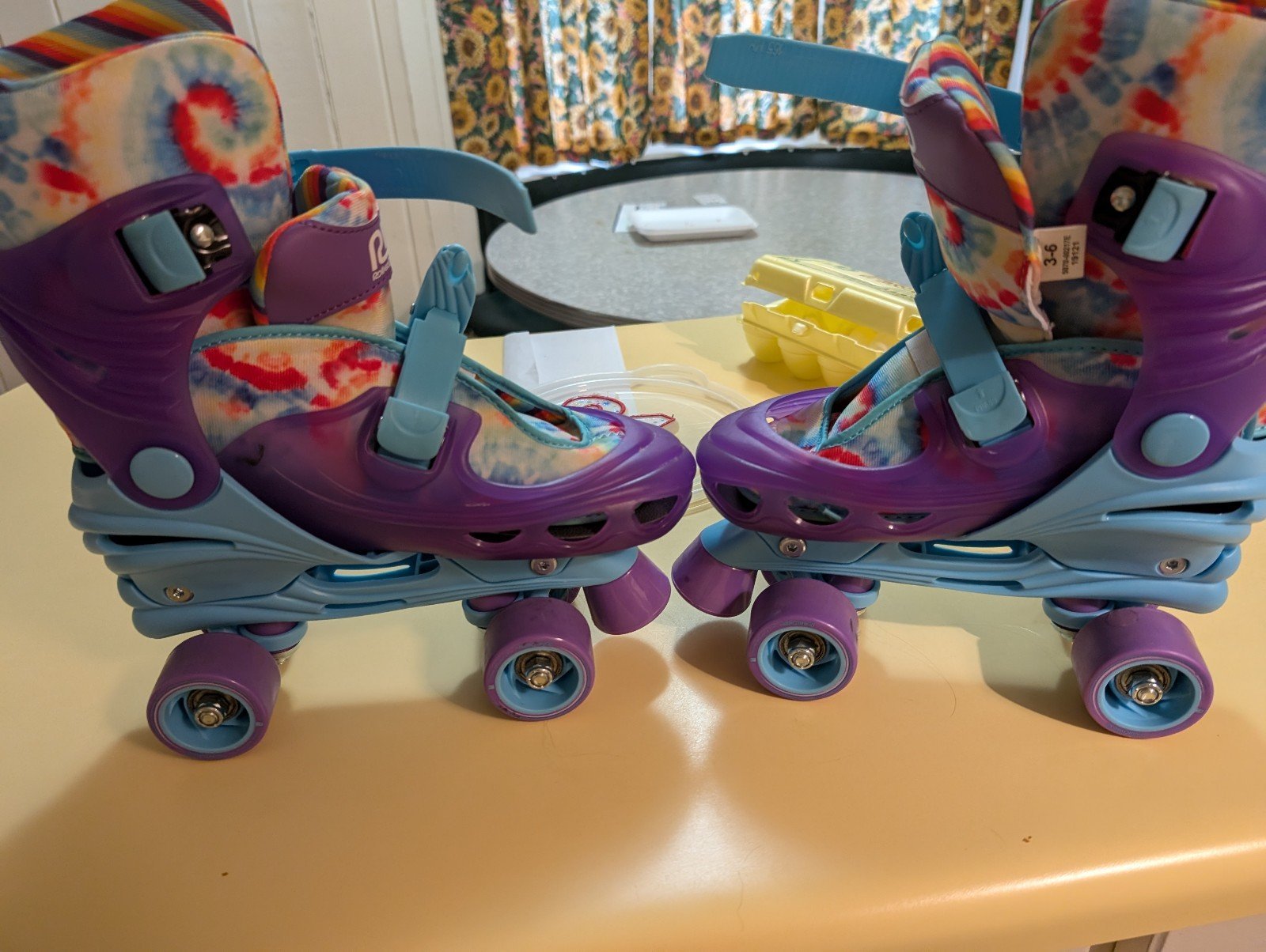 Roller Derby Skates Rainbows tyedie Pink Blue Purple Adjustable sz 3-6