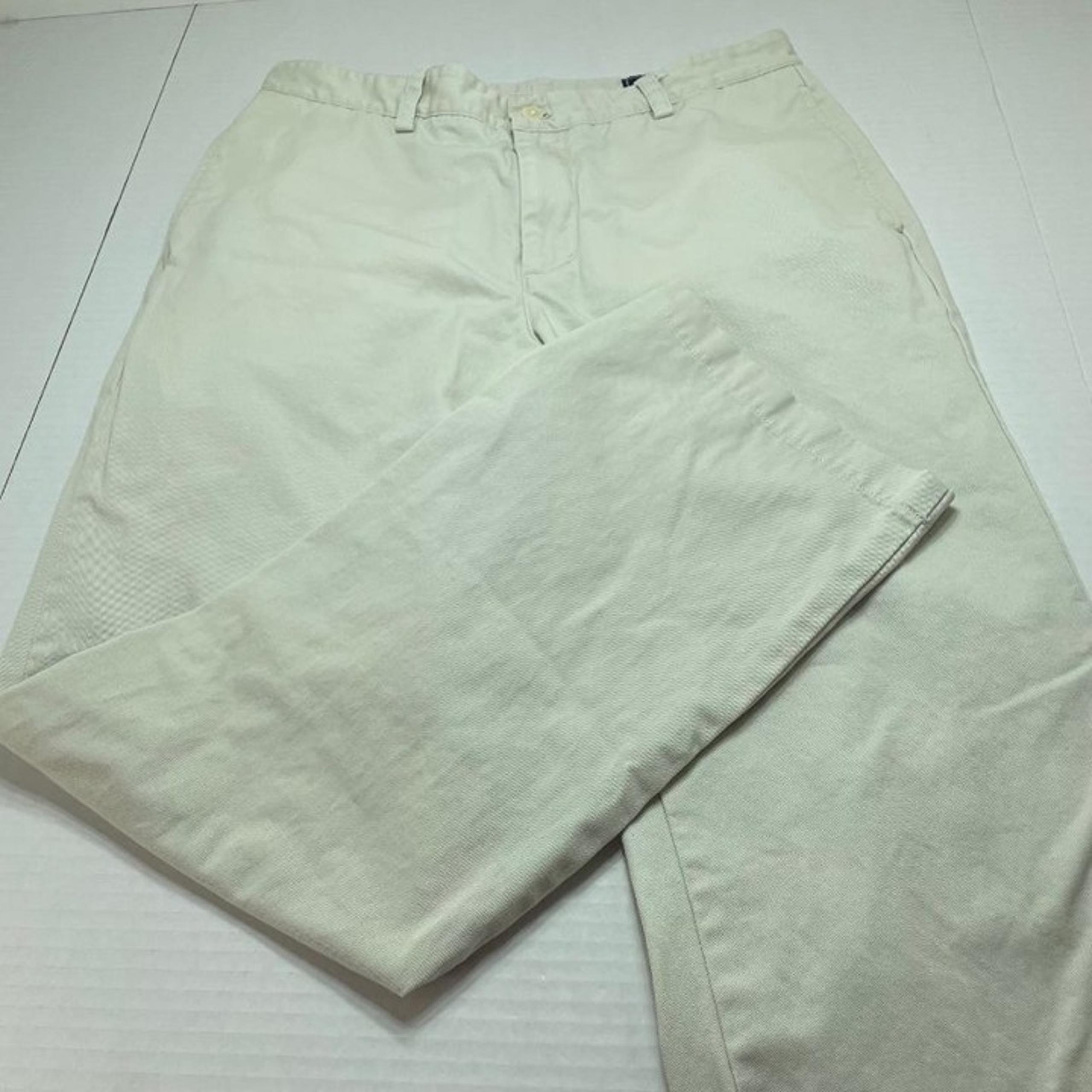 Vineyard Vines "Club Pant" Men's Chino Pants - Light Beige - Size 32 X 29 - SPOT