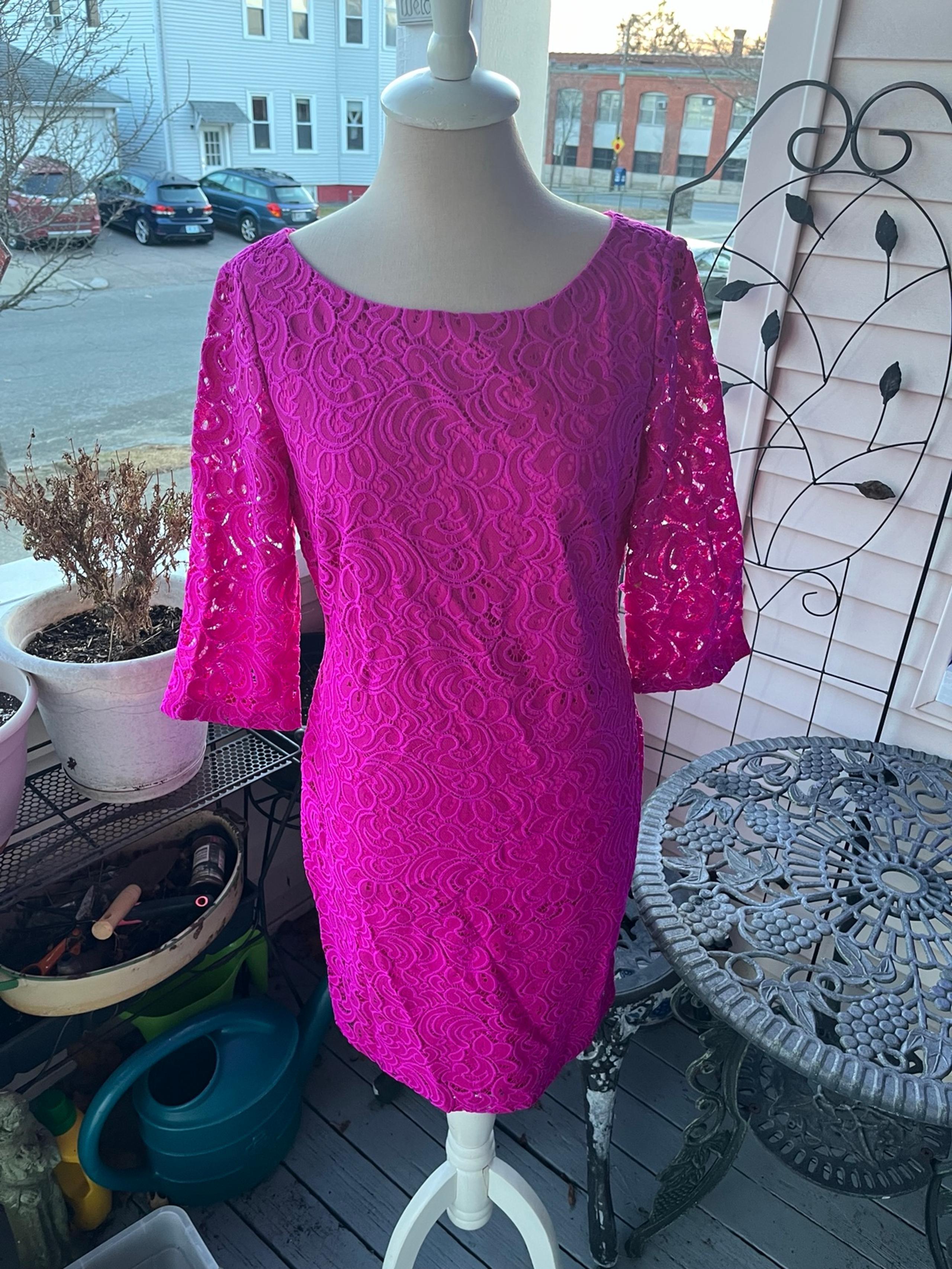 Ivanka Trump Fuchsia Lace Dress 8 Sheath Dressy Fully Lined Party Weddings VGUC