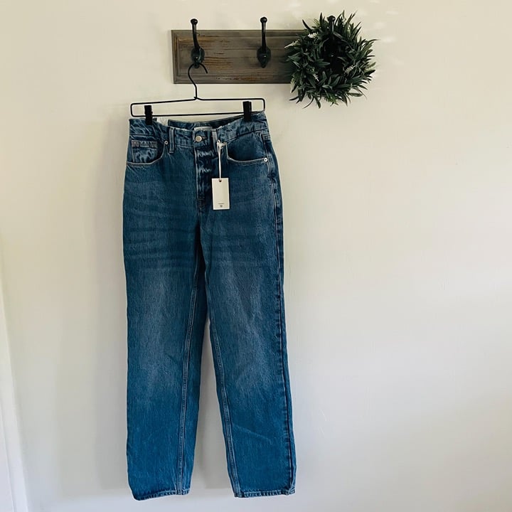 Good American High Rise Straight Jeans 6/28