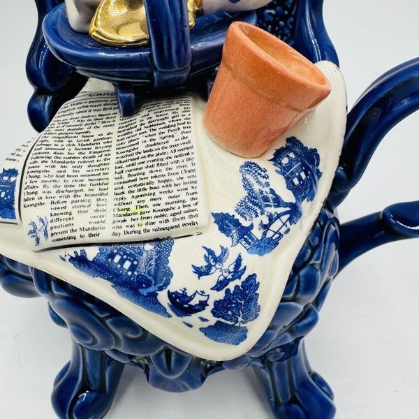Vtg Cardew Blue Garden Real Old Willow Chair Teapot 1998 Porcelain - detail
