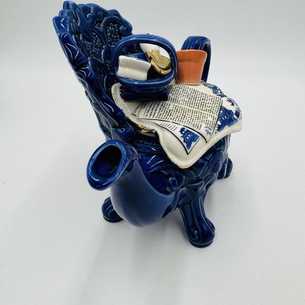 Vtg Cardew Blue Garden Real Old Willow Chair Teapot 1998 Porcelain - detail