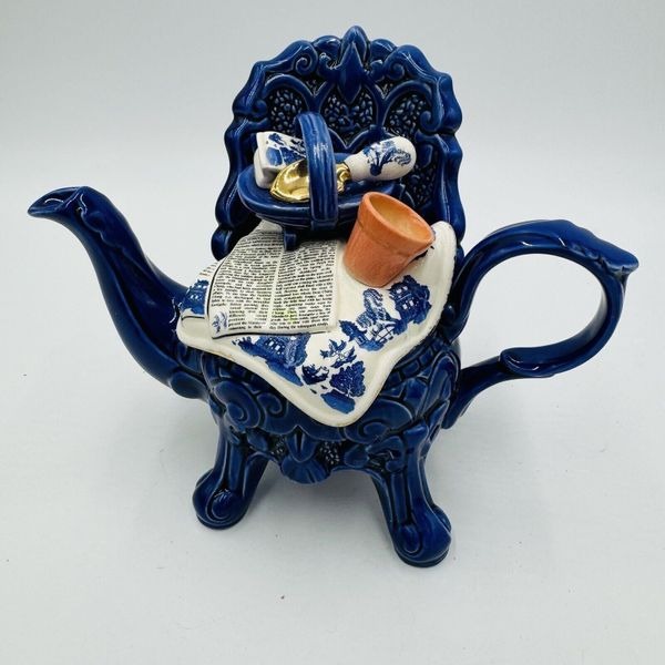 Vtg Cardew Blue Garden Real Old Willow Chair Teapot 1998 Porcelain - detail