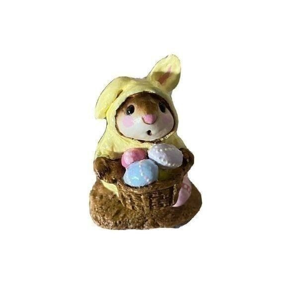 Wee Forest Folk Figurine EASTER BUNNY Mouse Yellow Suit w/ Basket of Eggs M-82