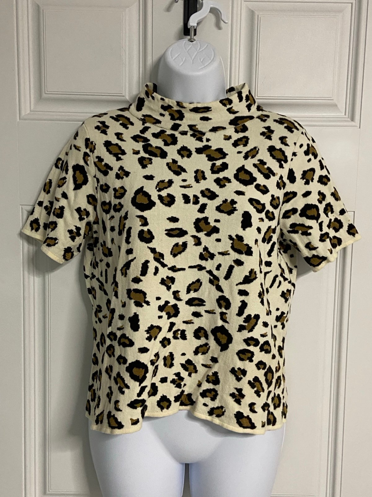 6- ANTHROPLOGIE Cream Knit Animal Print Mock Neck Sweater Top