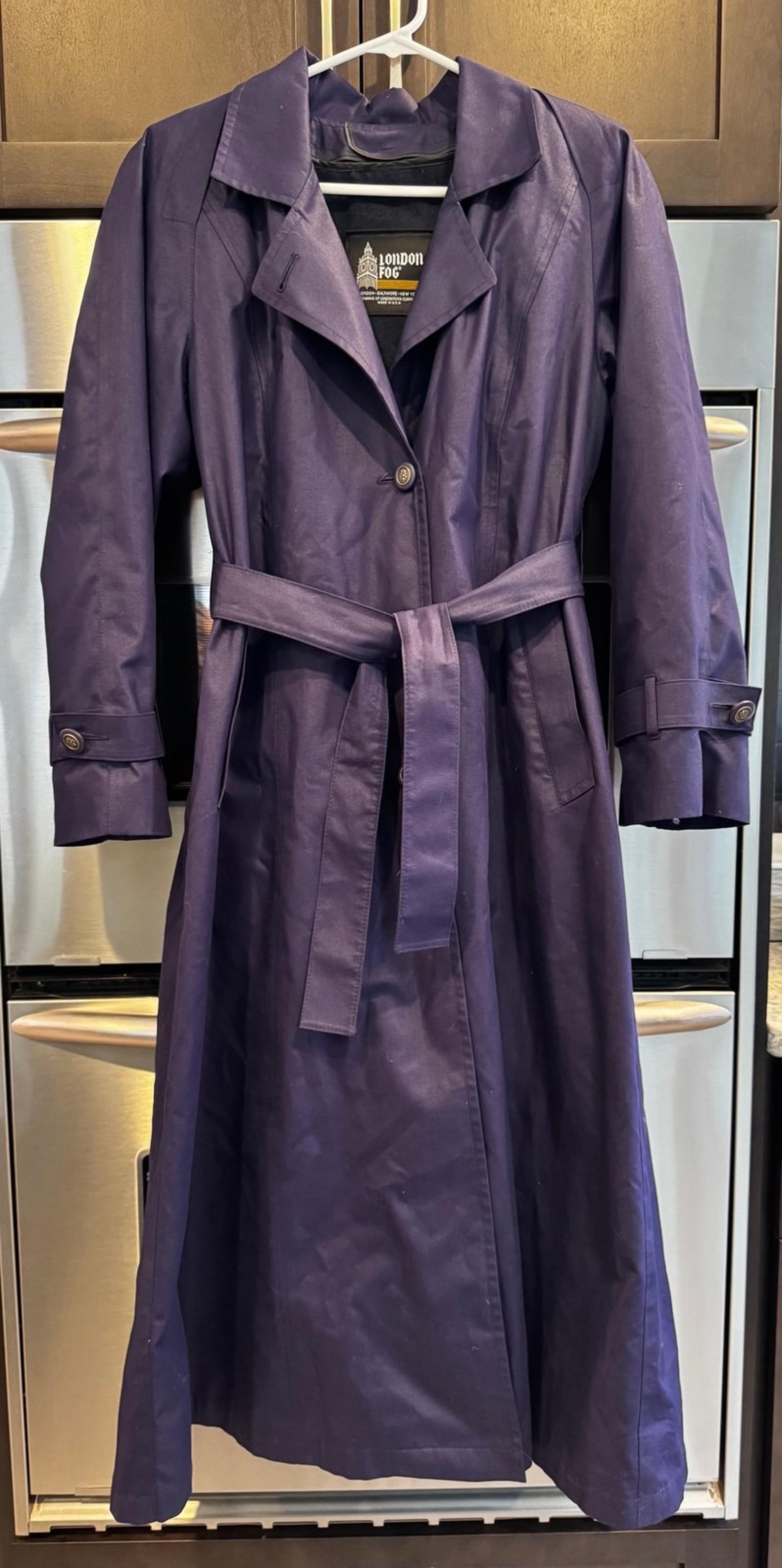 London Fog Trench Coat, size 8