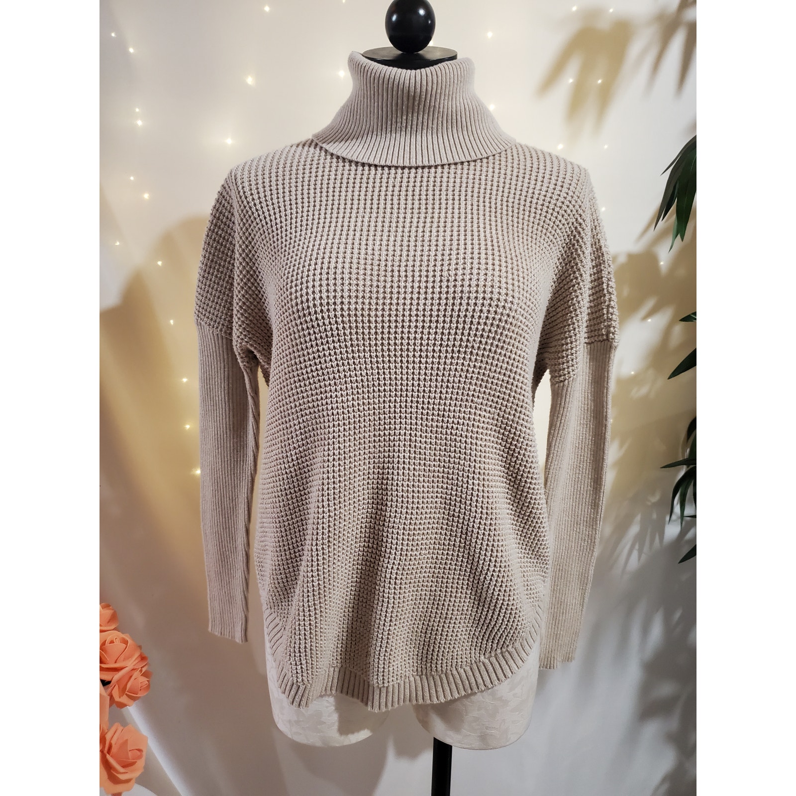 MICHAEL Michael Kors Chunky Waffle Knit Turtleneck Sweater Womens Size XS Beige
