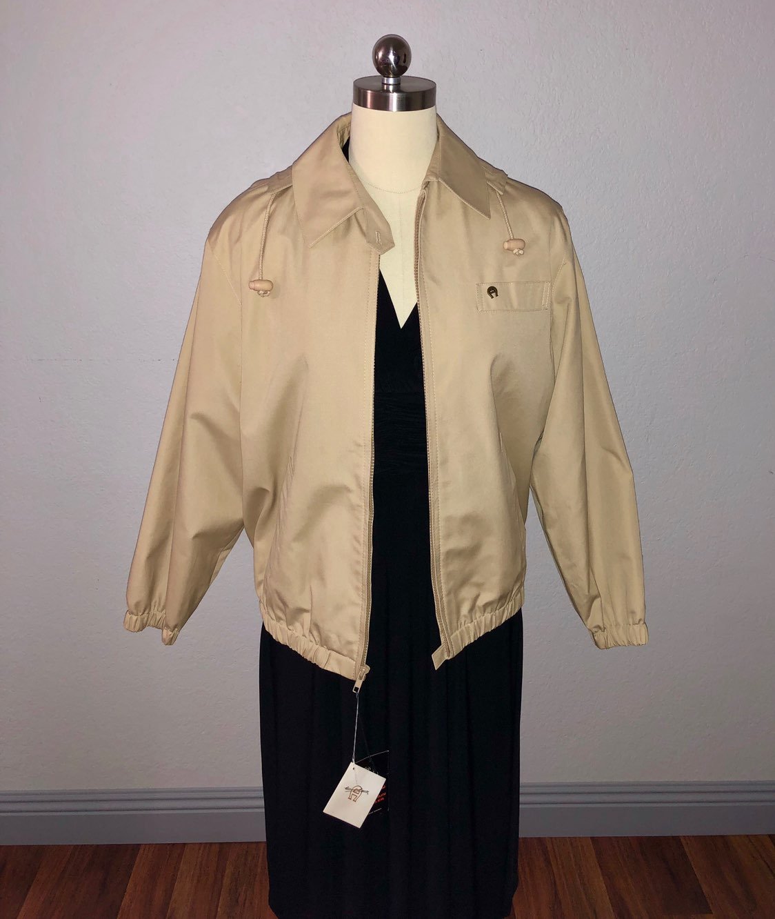 Etienne Aigner 6 Beige Goddard Raincoat