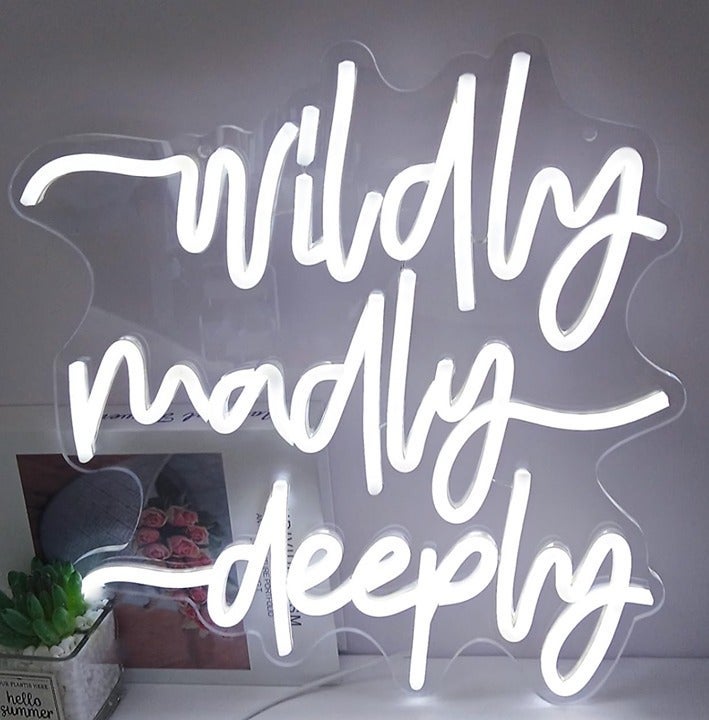 Fun Vivi Bright White Wildly, Madly, Deeply Led Night Light Room Wall Decor