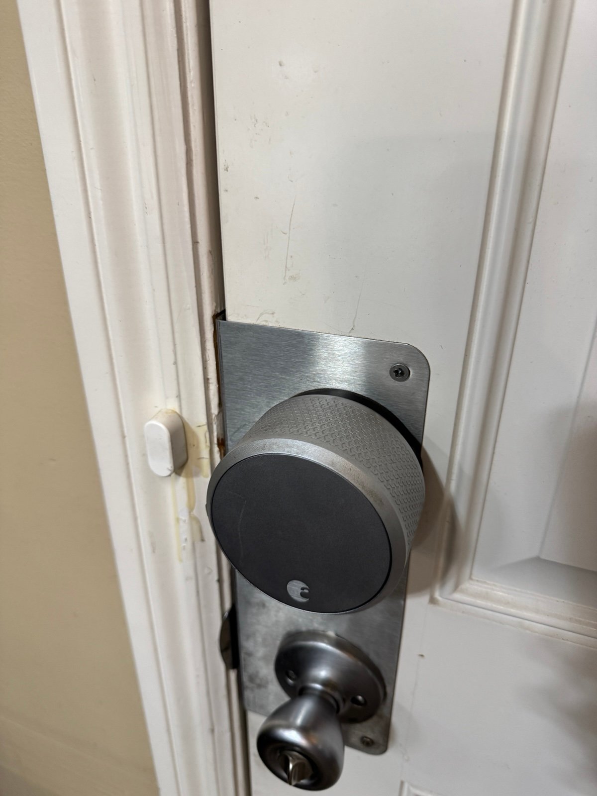 August smart lock