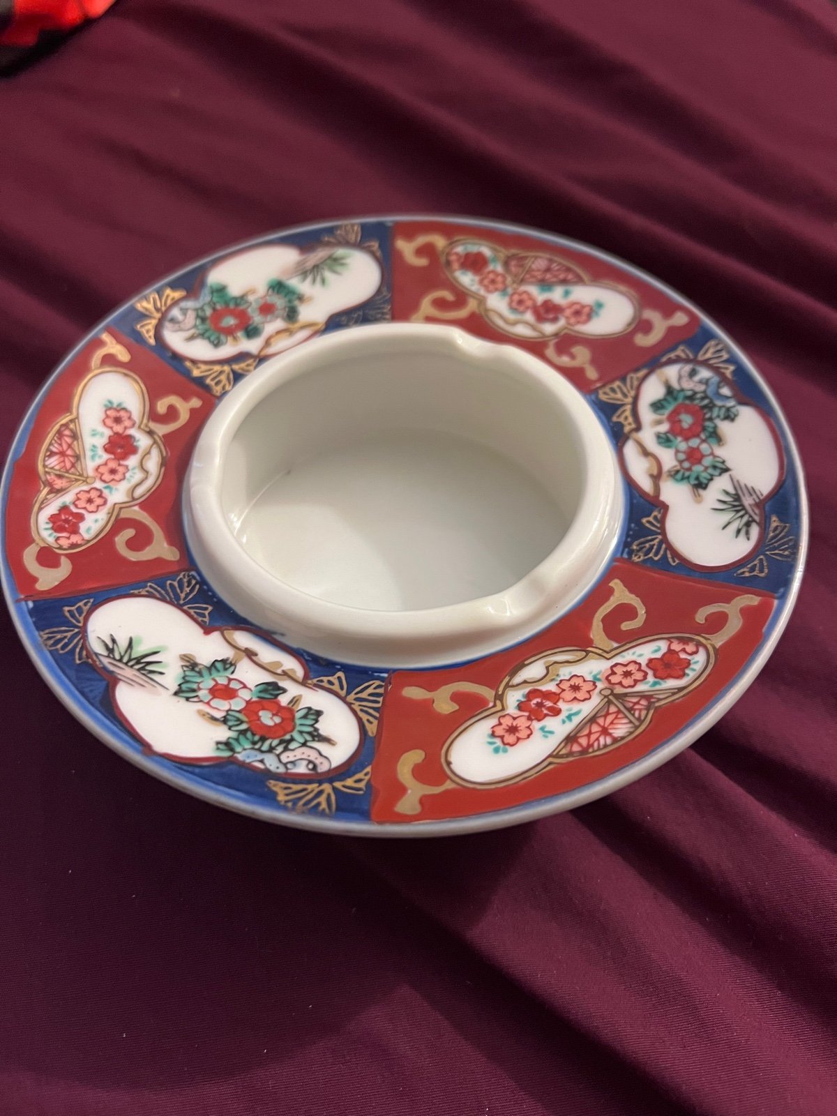 Vintage Mid 20th Century Hand Painted Gold Imari Ashtray