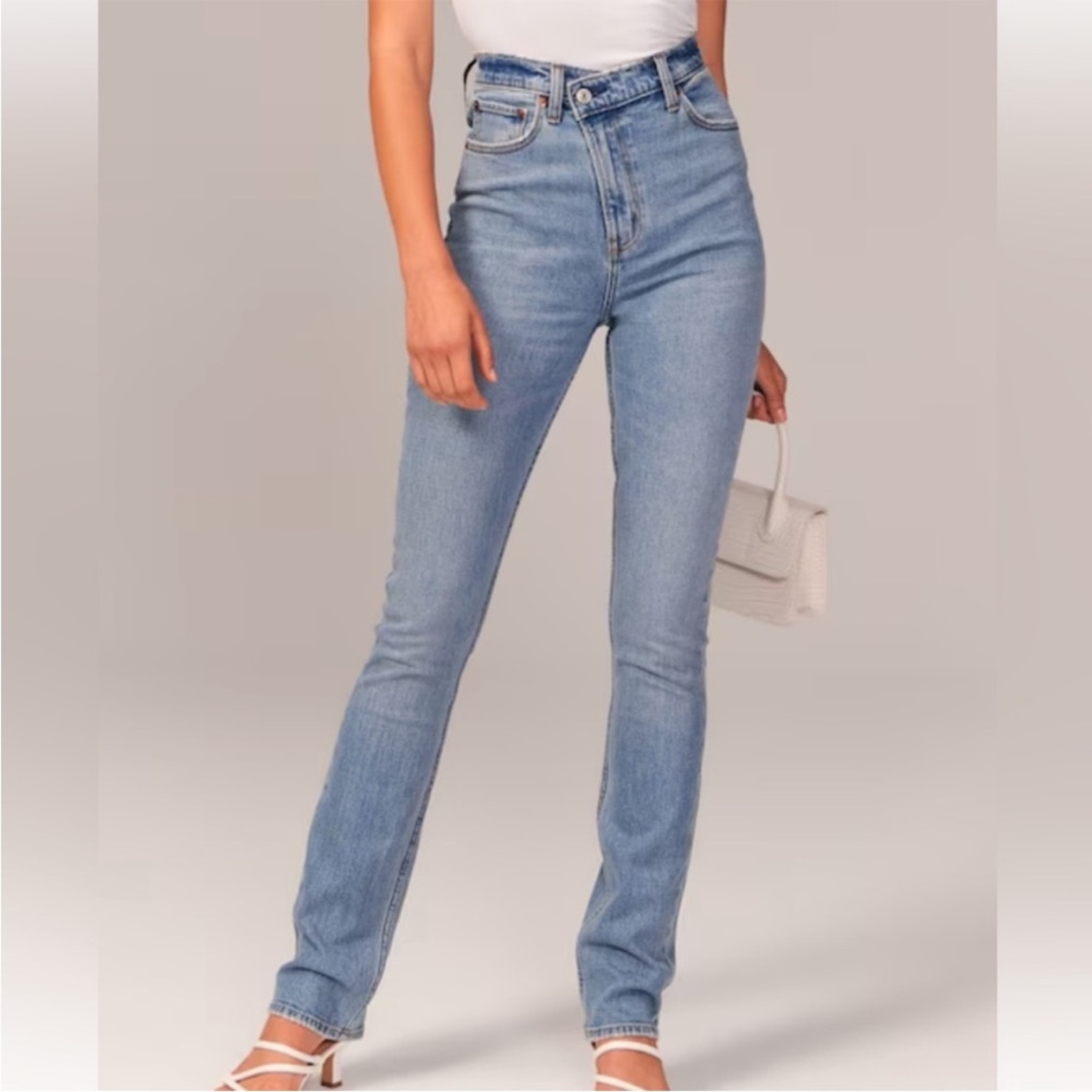 NWT Abercrombie & Fitch 90s Ultra High Rise Crossover Waist Slim Straight | 18S