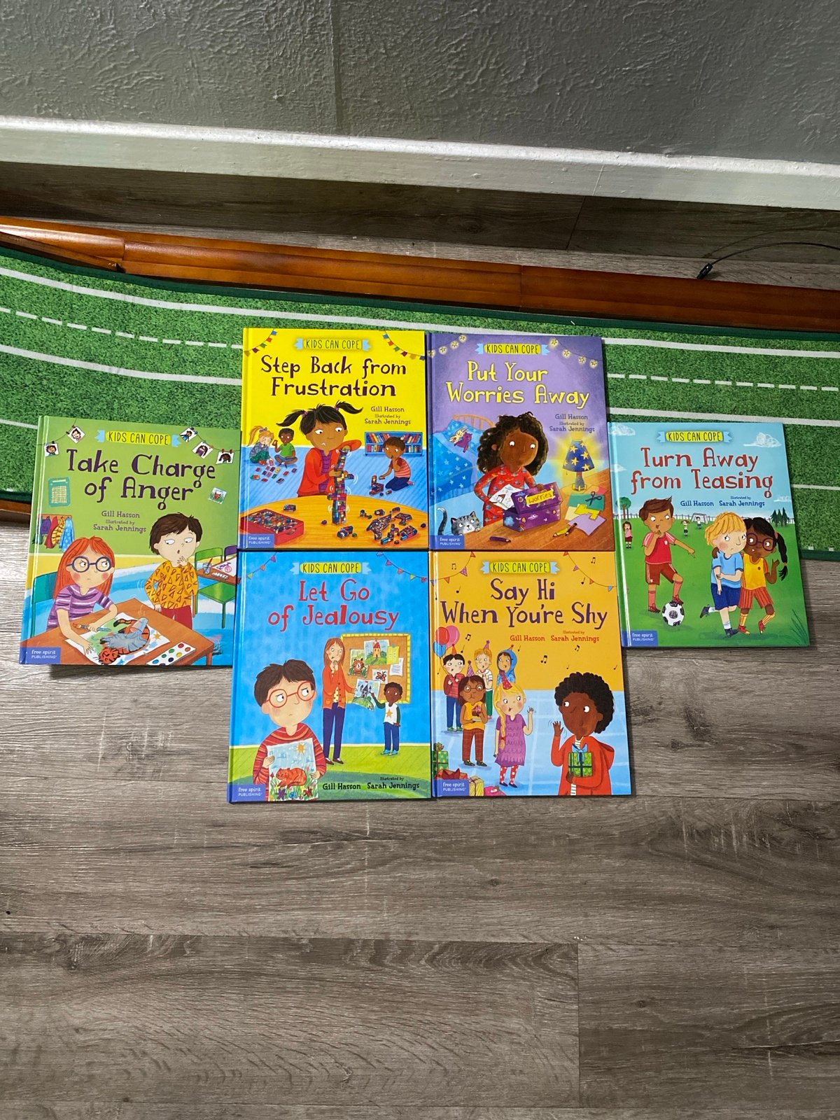 Very nice! Kids Can Cope Gill Hasson Learning Books 6 included