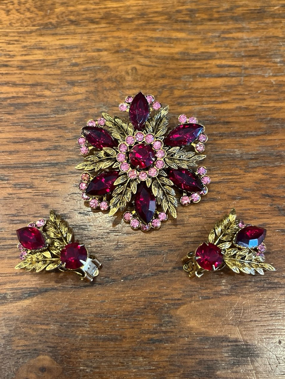 Beautiful Vintage Red/Pink Rhinestone Floral Brooch Pin and Clip-On Earring Set