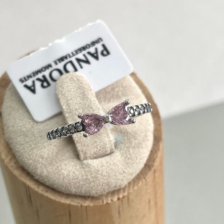 Pandora pink bow ring