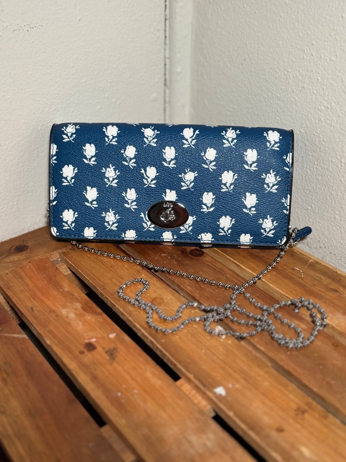 Coach Badlands Floral Slim Chain Wallet Purse