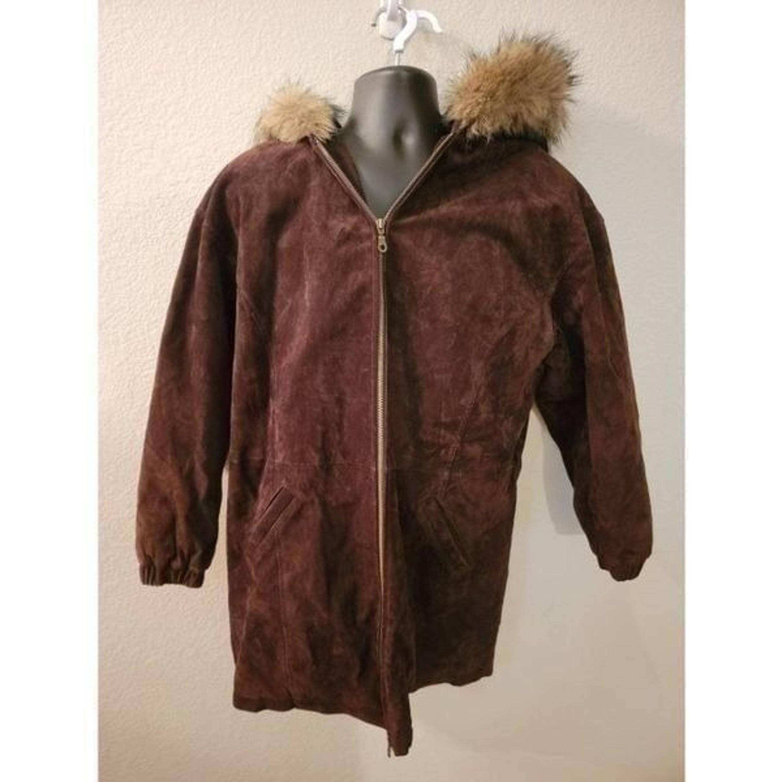 Vintage Adventure bound by Wilson's leather winter coat with fur lined hood size