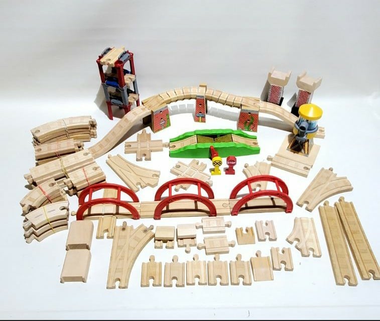 HUGE Thomas the train wooden Lot