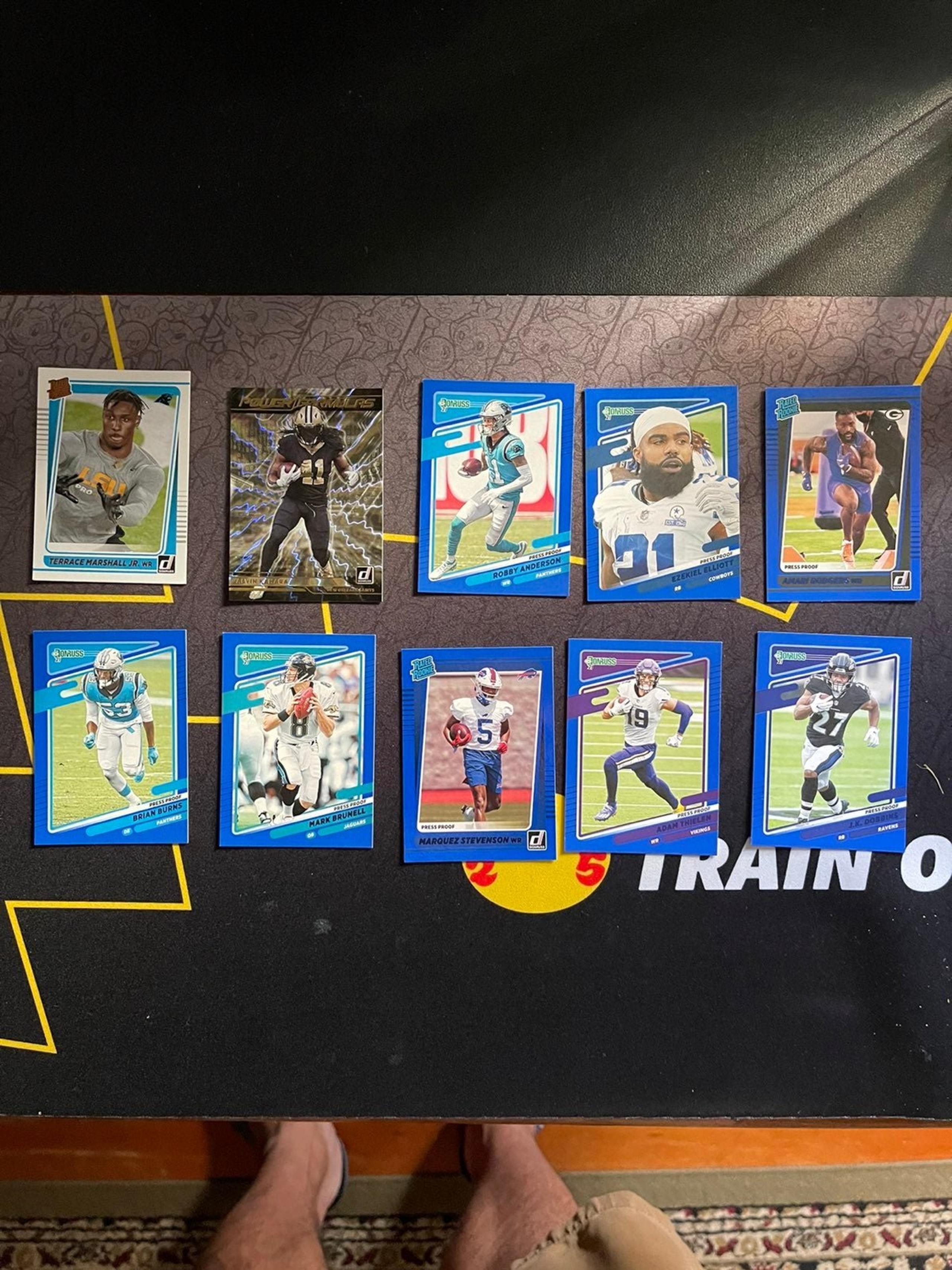 10 card nfl donruss lot with rookies