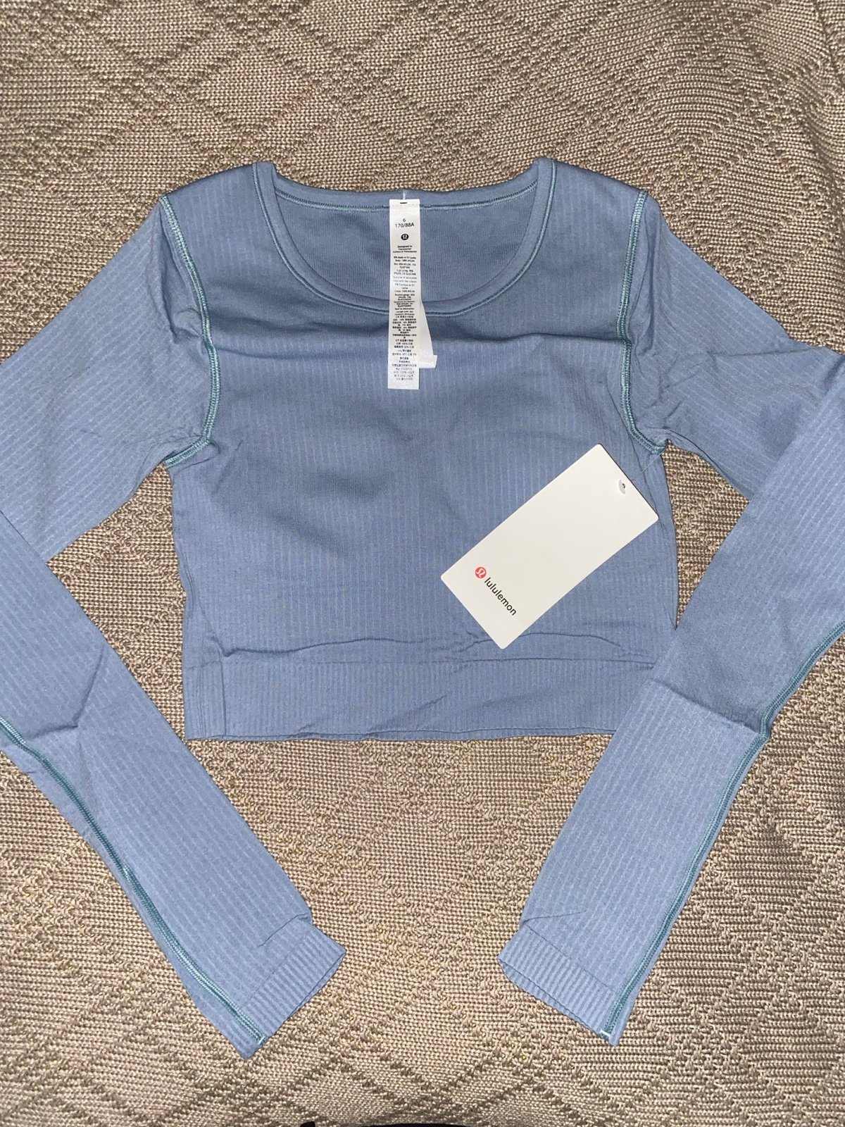 Lululemon ebb to street