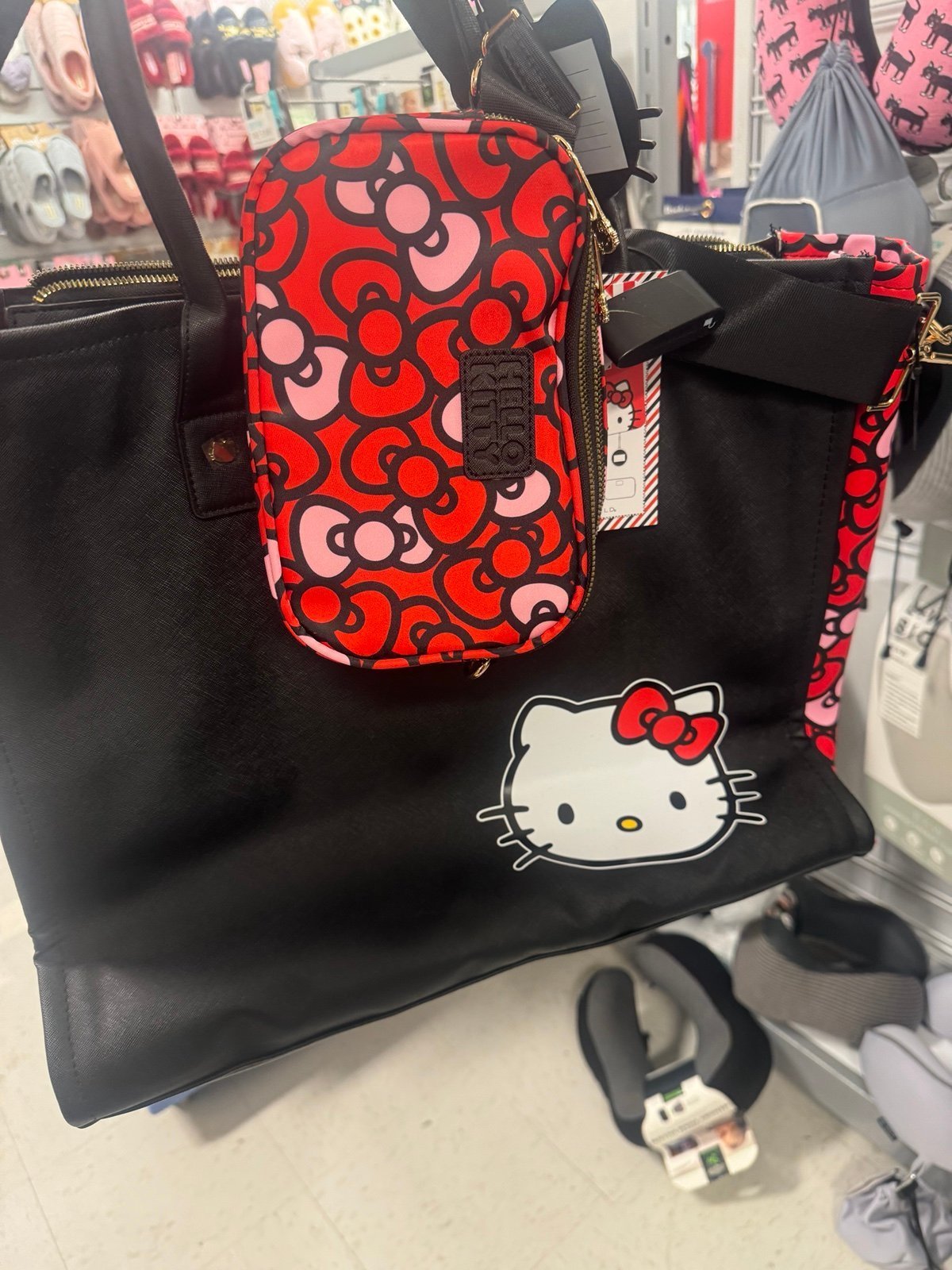 Hello kitty travel bag