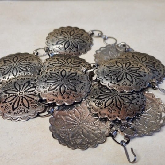 Vintage Native American Style Silver-tone/Plate Conch Belt w/Native Symbols