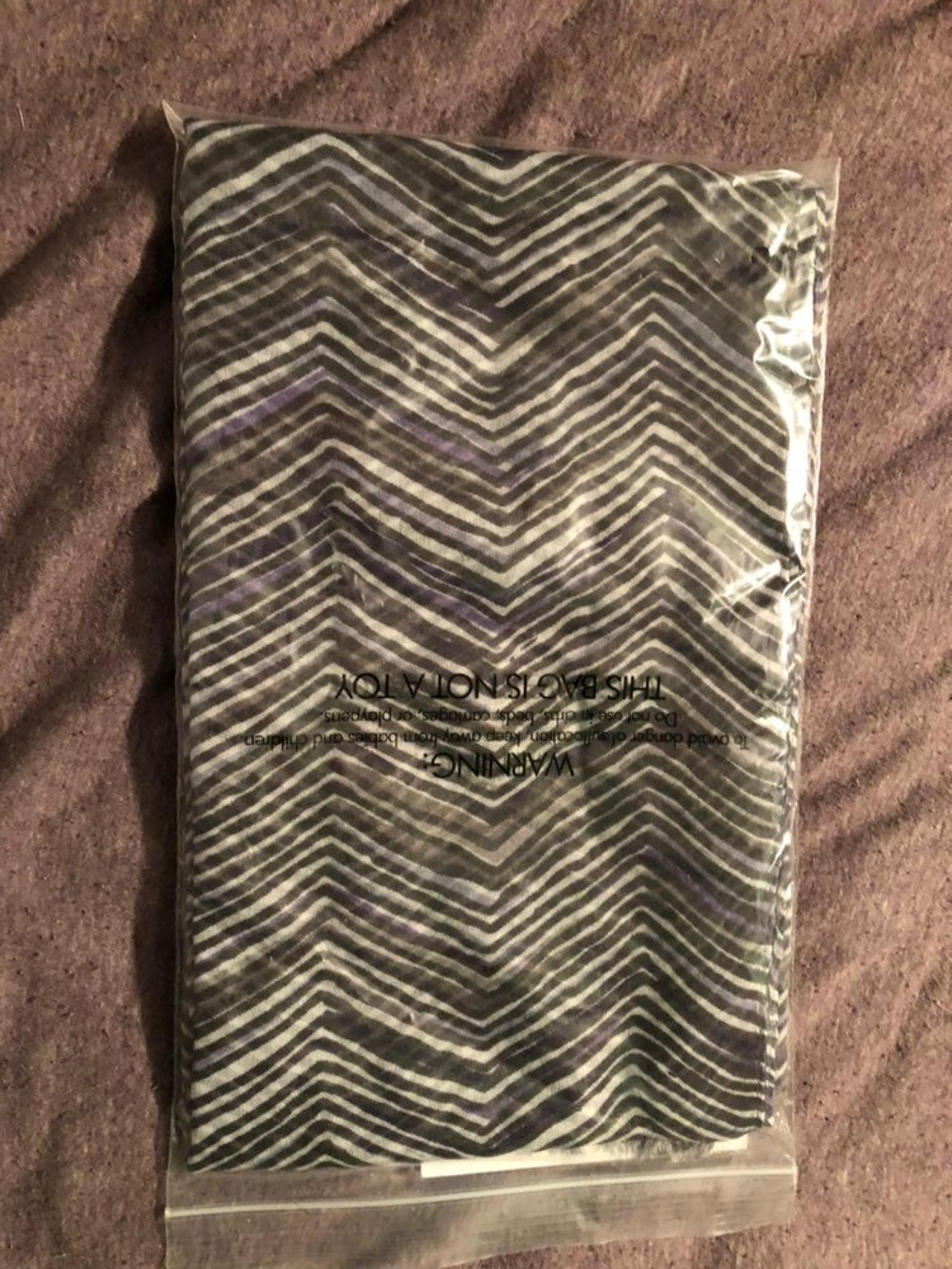 Thirty-One chevron scarf