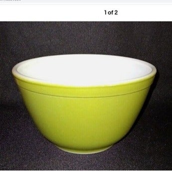 Vintage PYREX Glass Mixing Bowl 401 1 1/2PT Verde Green Nesting Ovenware 1950's
