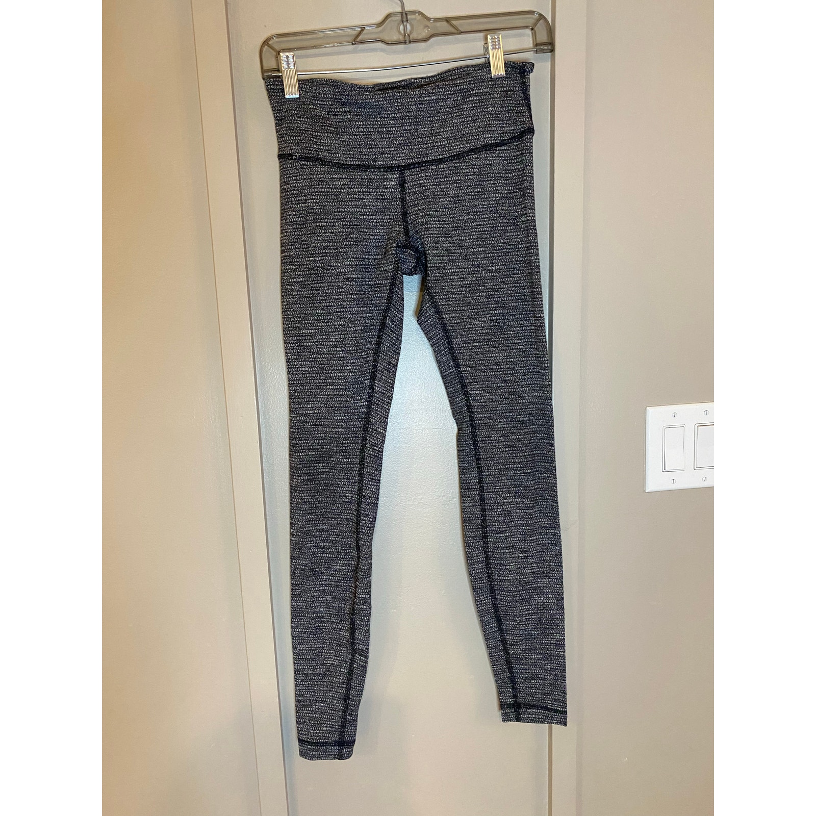 Dark Grey lululemon leggings