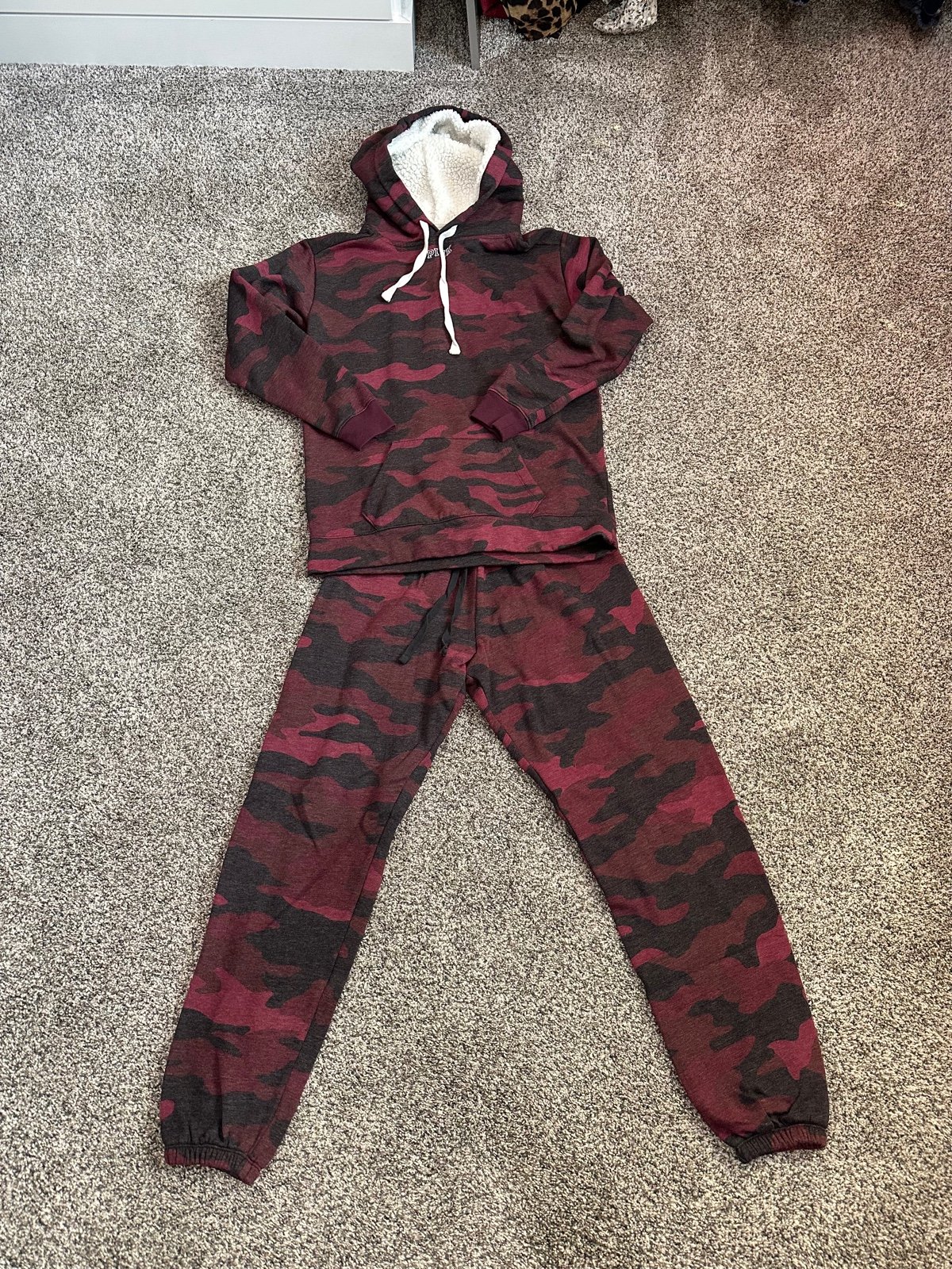 Victoria’s Secret pink