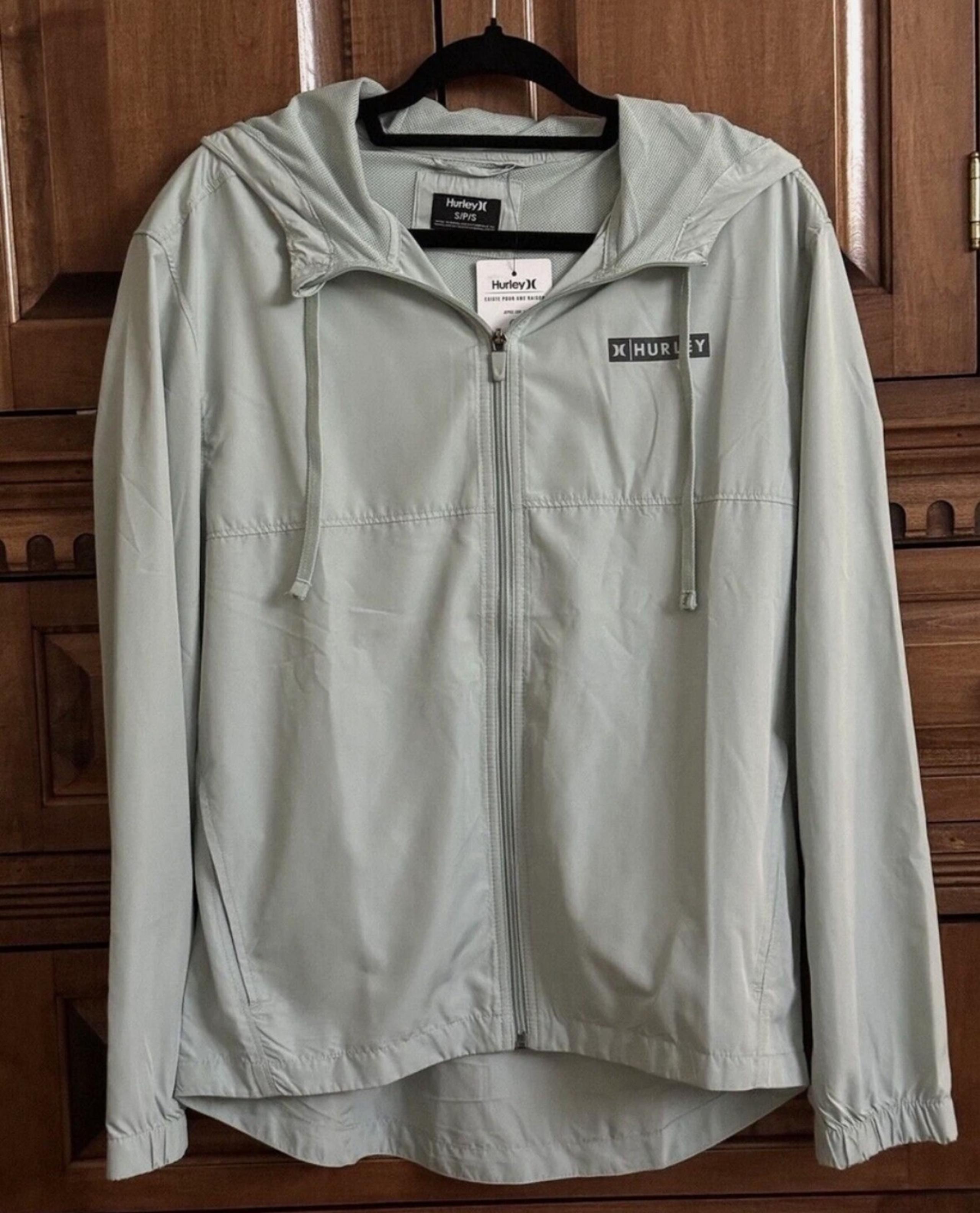 NWT Hurley Exist Full-Zip Gray Muted Aloe Windbreaker Jacket  Medium