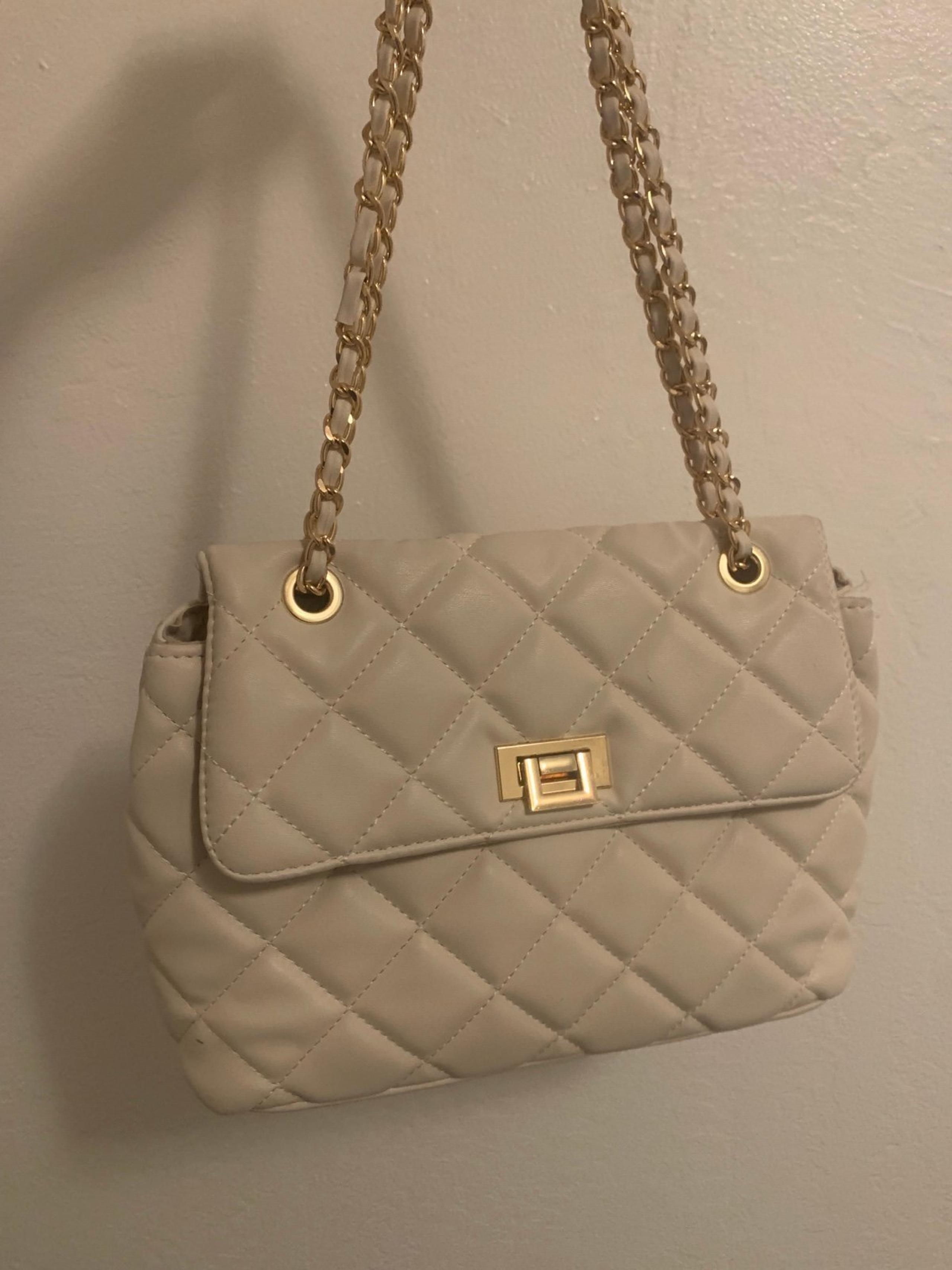 Forever 21 quilted white bag