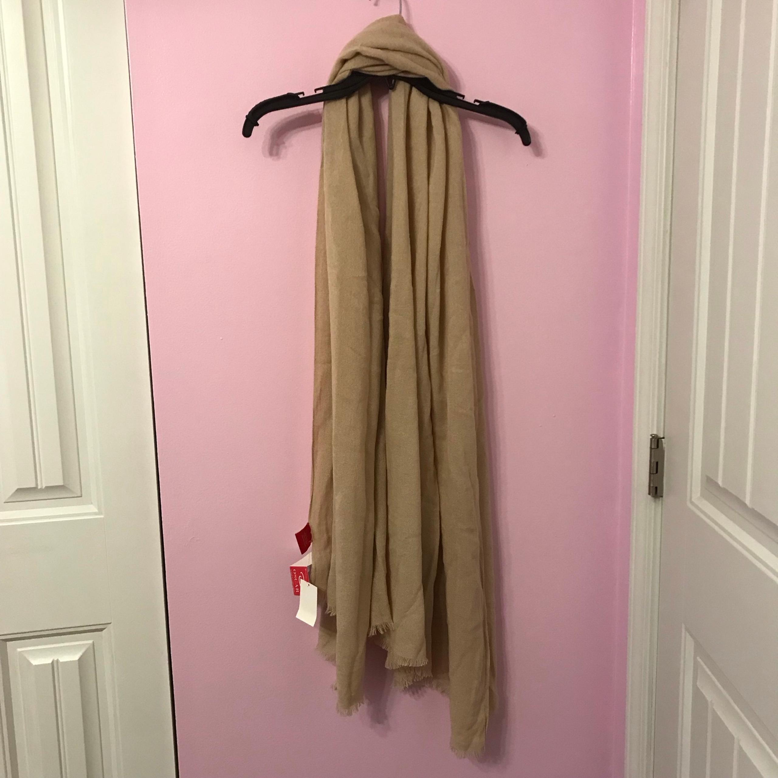 Oscar de la renta tan scarf wrap