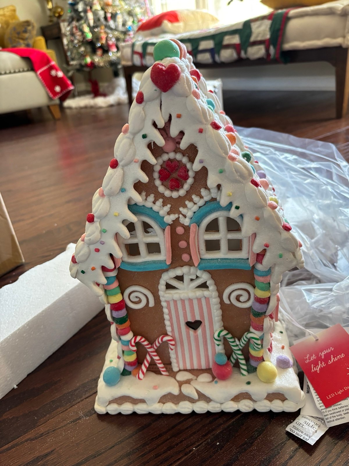 NIB Gingerbread House