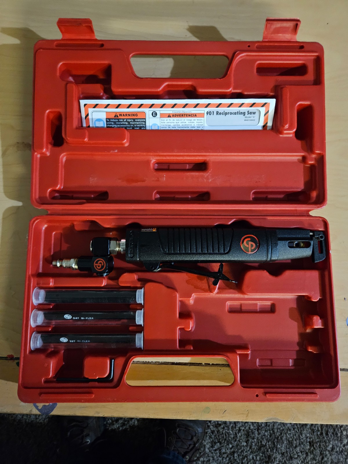 Chicago pneumatic saw