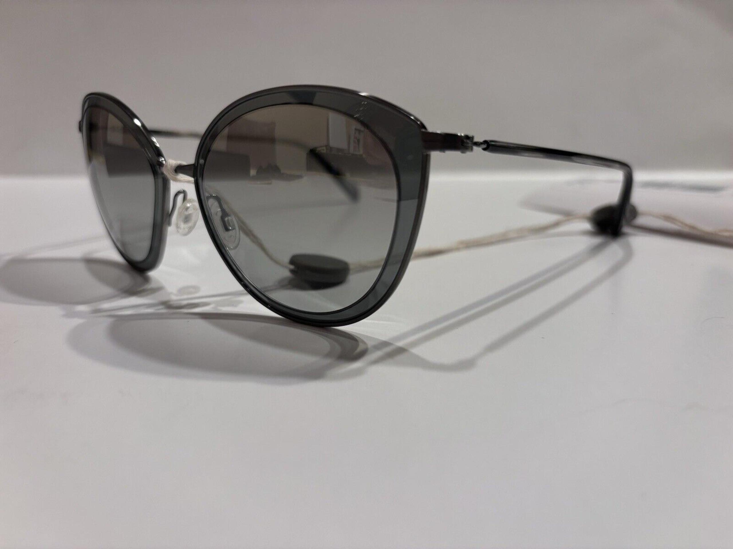 NWT $372 oliver peoples Wimen’s sunglasses